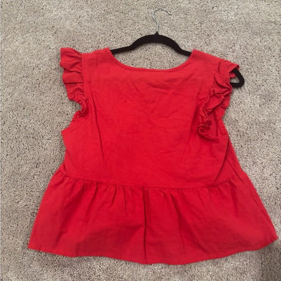 Red Ruffle Sleeve Top! ❤️ - Picture 2 of 6